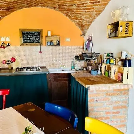 Piccolo La Custode Del Viaggio * Luserna San Giovanni