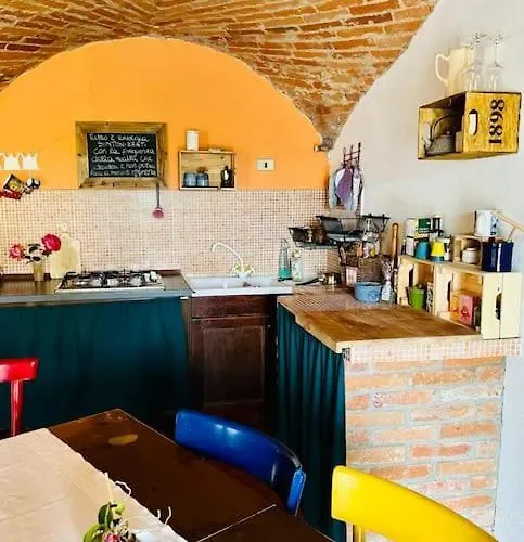 Piccolo La Custode Del Viaggio * Luserna San Giovanni